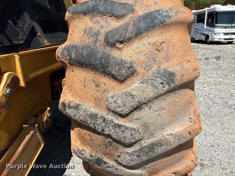 image for item YA6154 2015 TigerCat 630E skidder