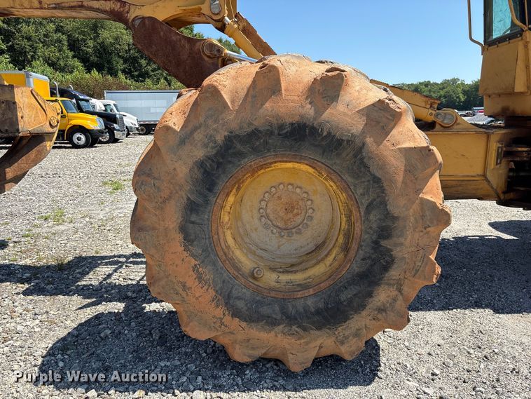 image for item YA6154 2015 TigerCat 630E skidder