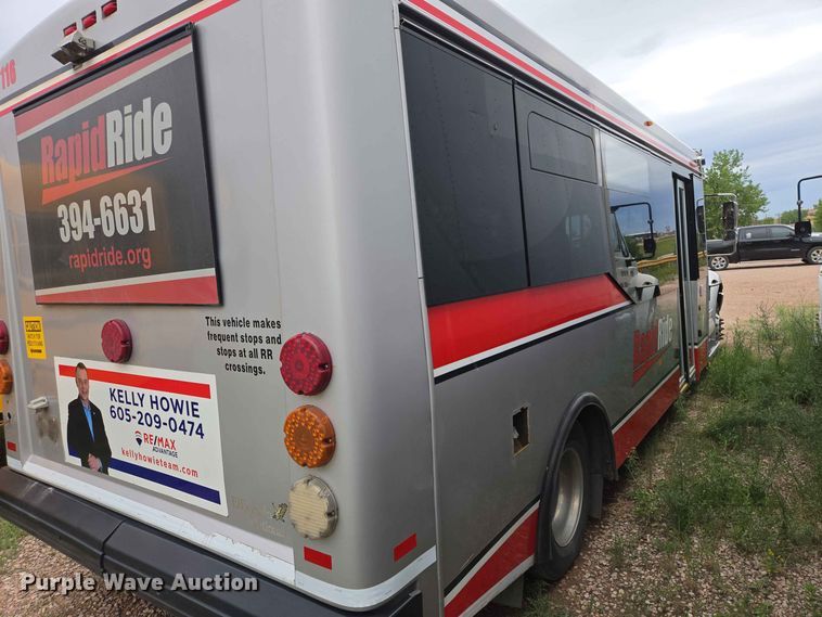 image for item DQ0000 2016 IC Corporation Eldorado shuttle bus