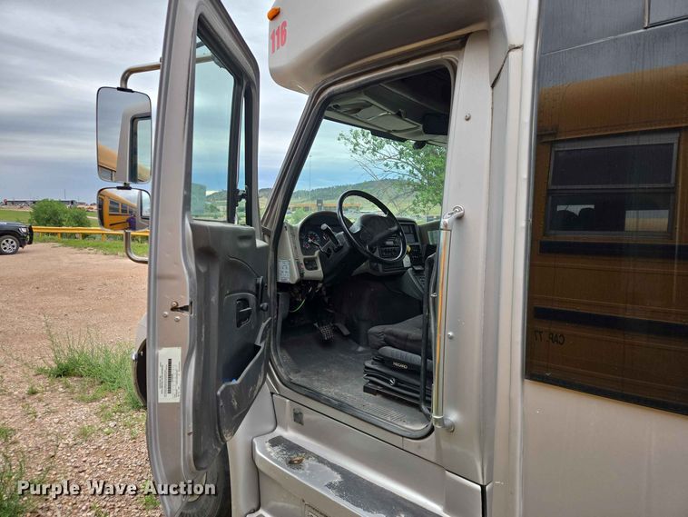 image for item DQ0000 2016 IC Corporation Eldorado shuttle bus