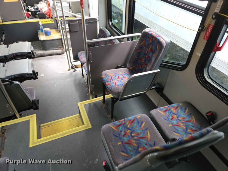 image for item DQ0000 2016 IC Corporation Eldorado shuttle bus