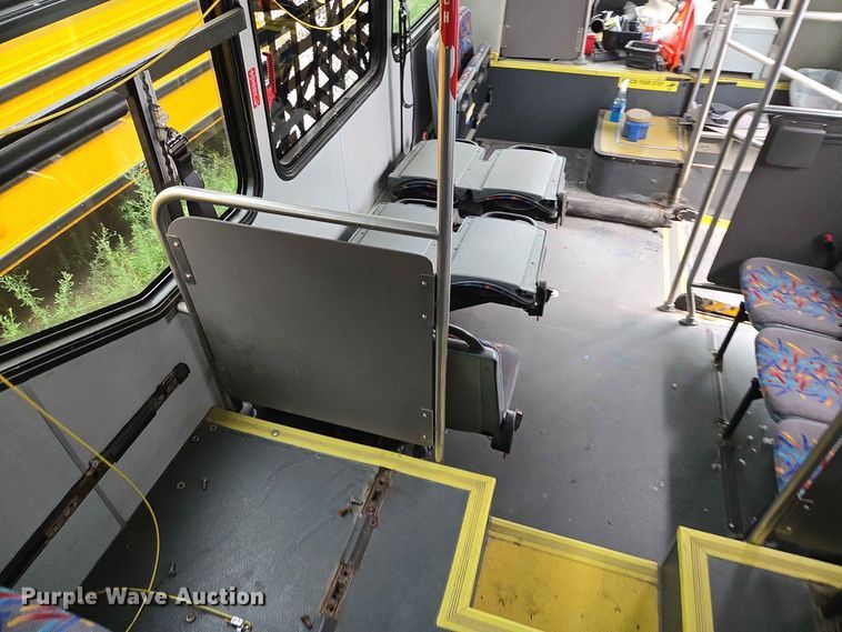 image for item DQ0000 2016 IC Corporation Eldorado shuttle bus