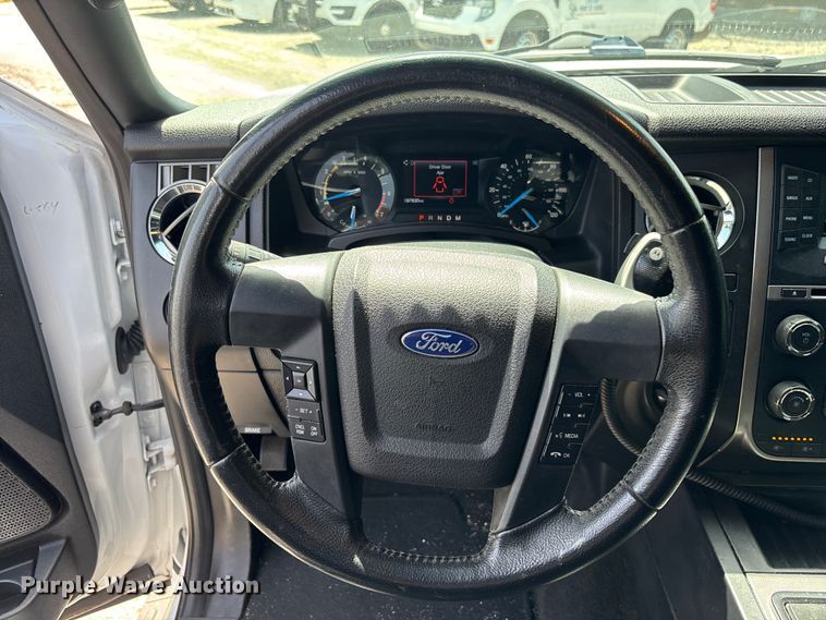 image for item DU6398 2017 Ford Expedition SUV