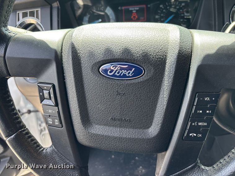 image for item DU6398 2017 Ford Expedition SUV