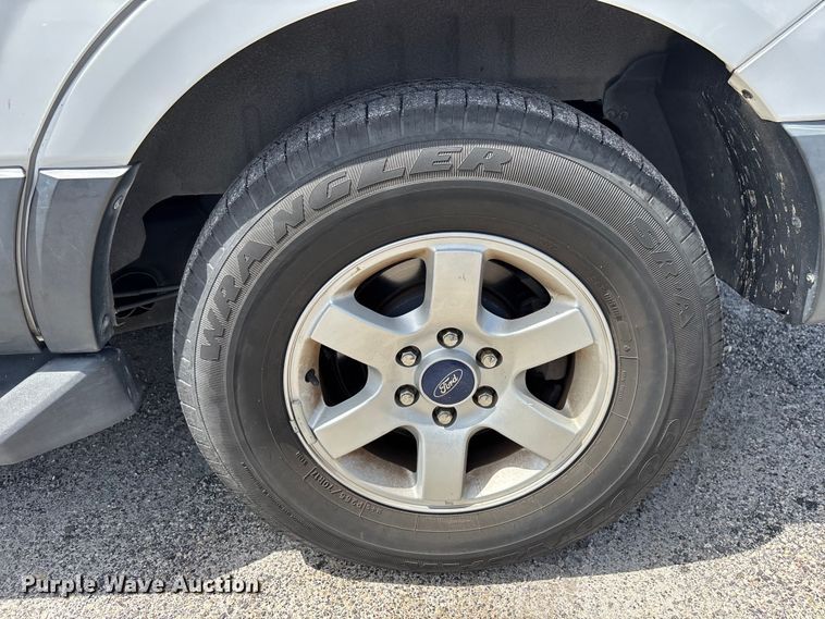 image for item DU6398 2017 Ford Expedition SUV