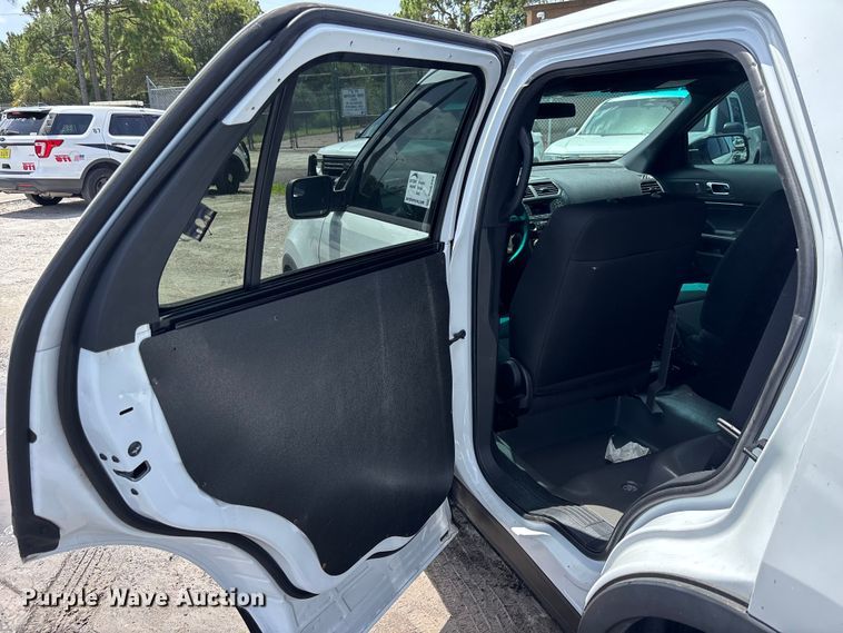 image for item DU6399 2016 Ford Explorer Police Interceptor SUV