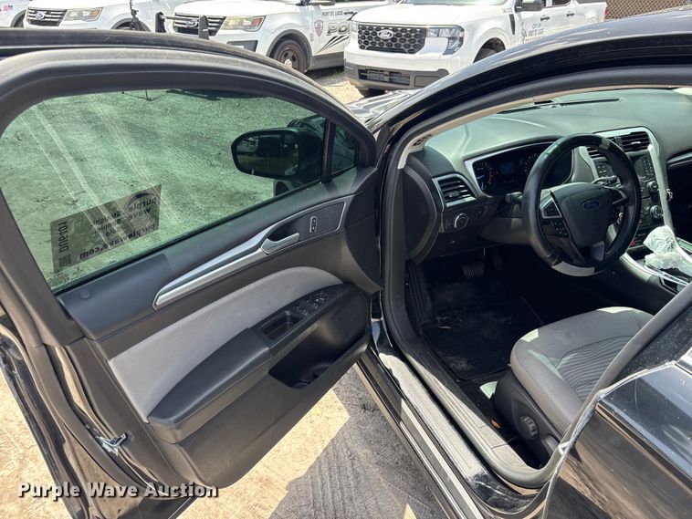 image for item DU6401 2016 Ford Fusion 
