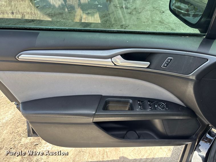 image for item DU6401 2016 Ford Fusion 