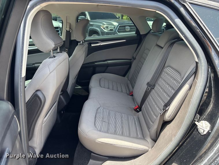 image for item DU6401 2016 Ford Fusion 