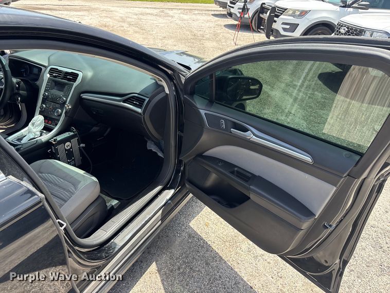 image for item DU6401 2016 Ford Fusion 