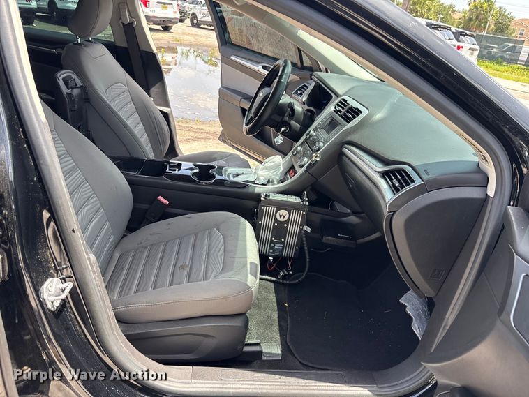 image for item DU6401 2016 Ford Fusion 