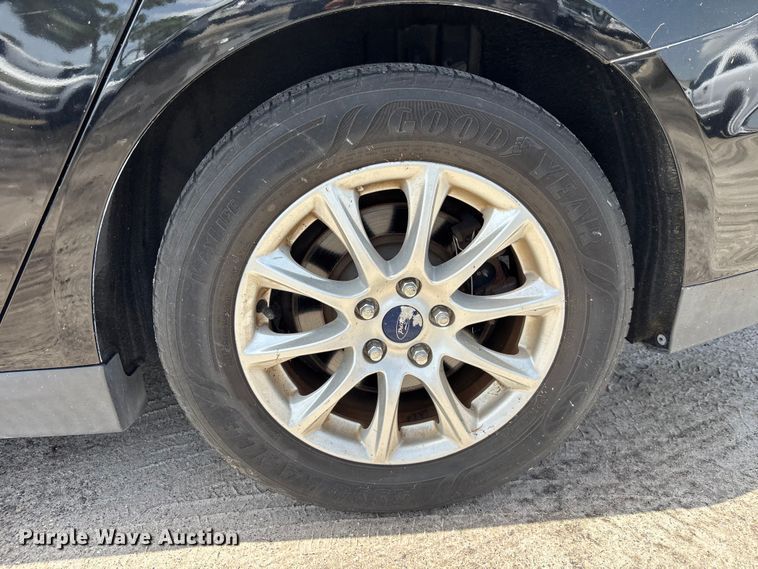 image for item DU6401 2016 Ford Fusion 