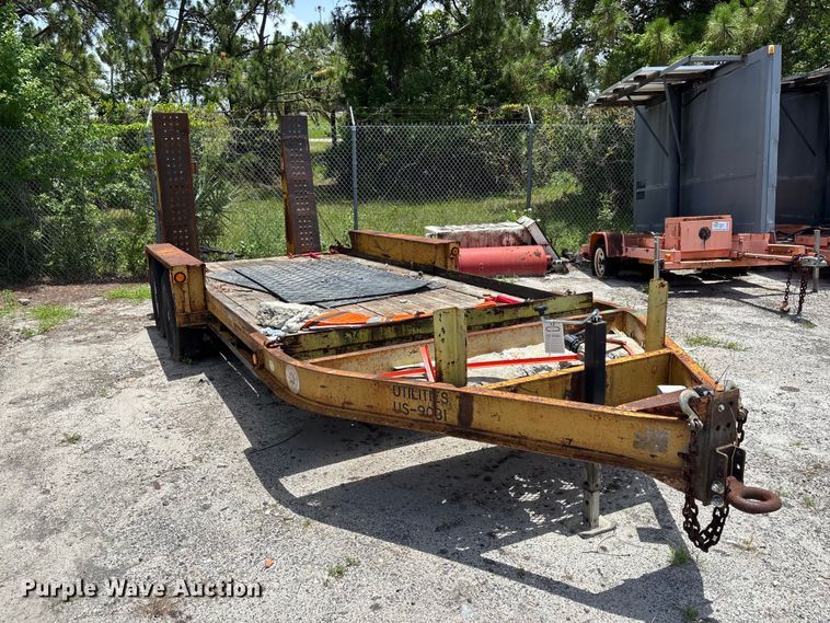 image for item DU6402 2004 Belshe equipment trailer