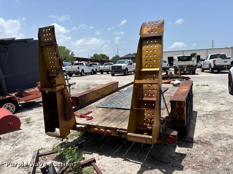 image for item DU6402 2004 Belshe equipment trailer