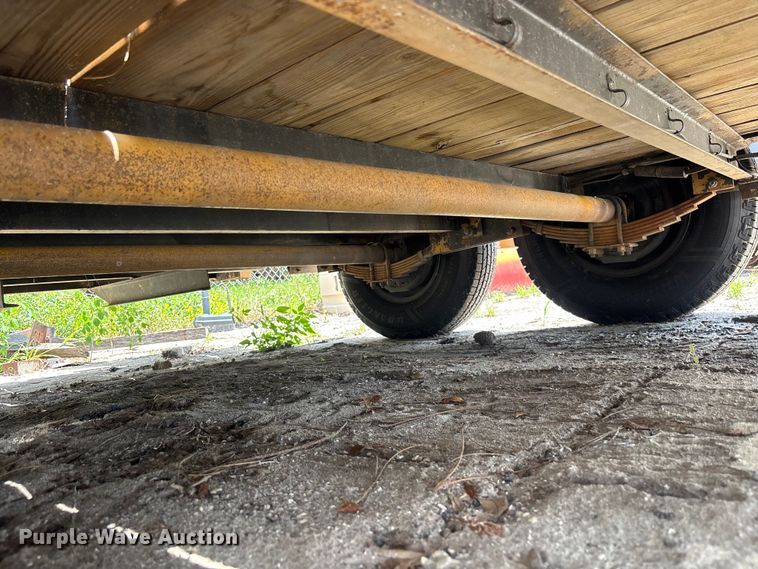 image for item DU6402 2004 Belshe equipment trailer