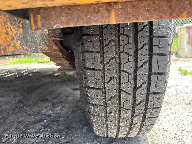 image for item DU6402 2004 Belshe equipment trailer