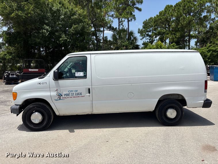 image for item DU6403 2006 Ford E250 van