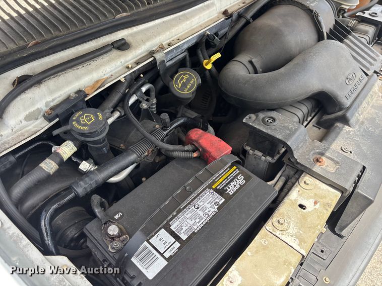 image for item DU6403 2006 Ford E250 van