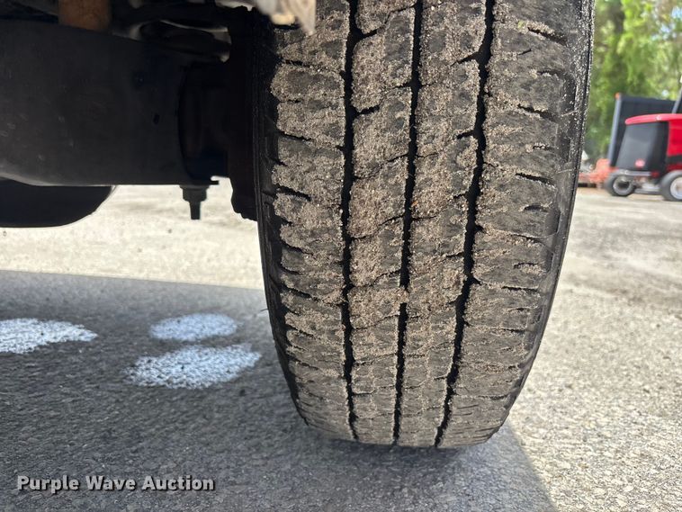 image for item DU6403 2006 Ford E250 van