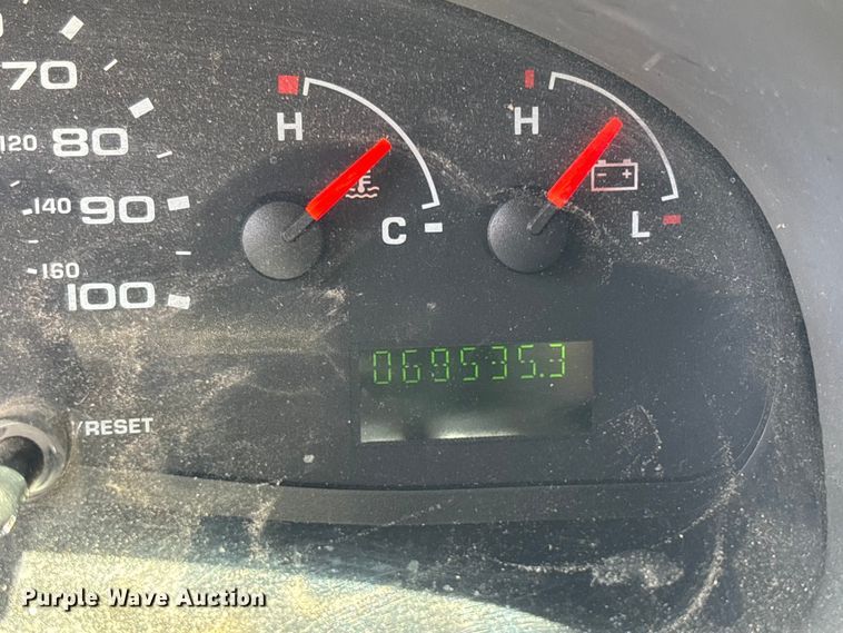 image for item DU6403 2006 Ford E250 van