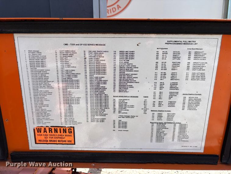 image for item DU6407 2004 AMERICAN SIGNAL COMPANY message board trailer