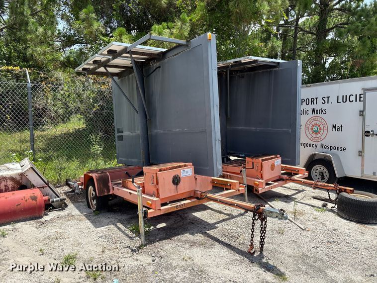 image for item DU6408 2004 American Signal Company message board trailer
