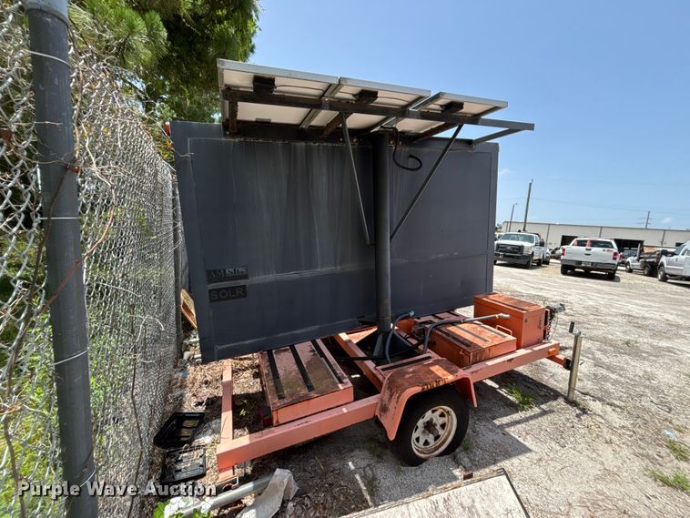 image for item DU6408 2004 American Signal Company message board trailer
