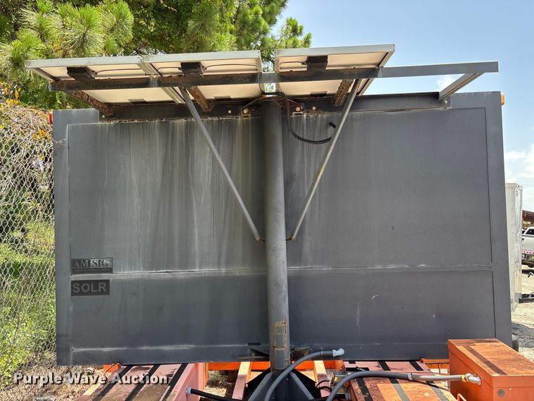 image for item DU6408 2004 American Signal Company message board trailer