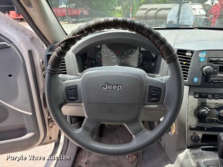 image for item DU6409 2006 Jeep Grand Cherokee SUV