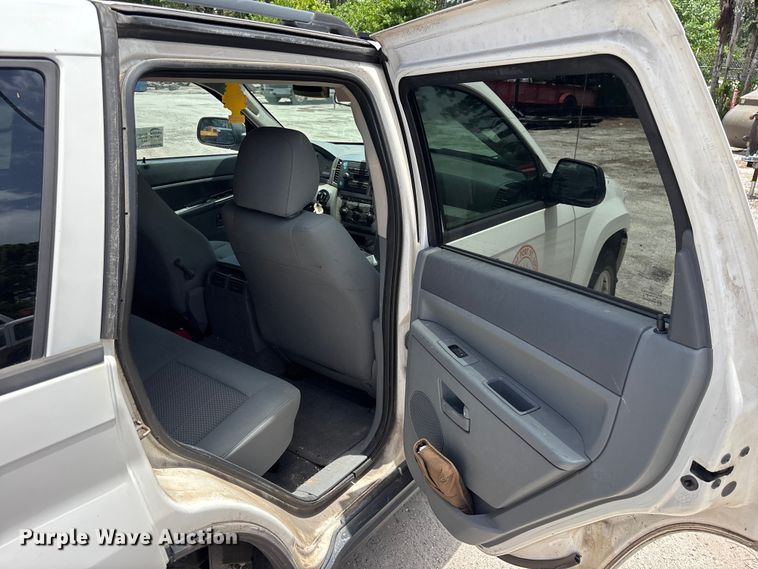 image for item DU6409 2006 Jeep Grand Cherokee SUV