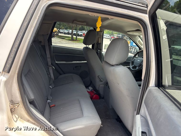 image for item DU6409 2006 Jeep Grand Cherokee SUV