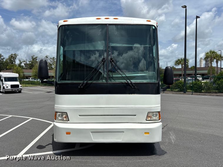 image for item DU6416 2009 Freightliner XB transit bus