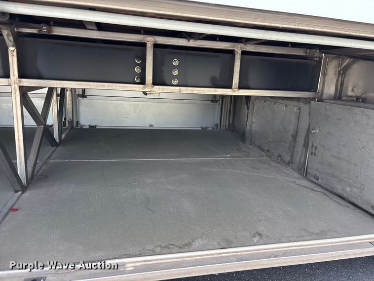 image for item DU6416 2009 Freightliner XB transit bus