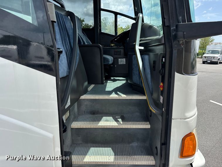 image for item DU6416 2009 Freightliner XB transit bus