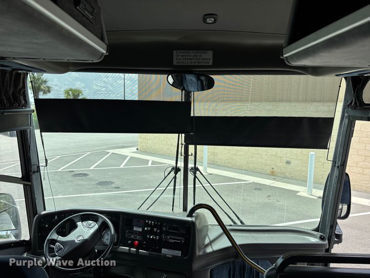 image for item DU6416 2009 Freightliner XB transit bus