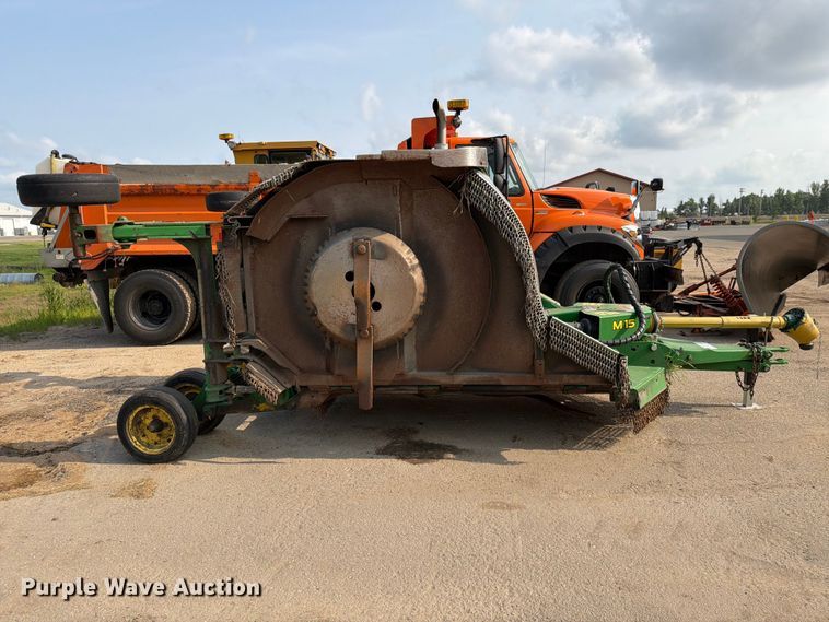 image for item DV8523 2019 John Deere M15 batwing rotary mower