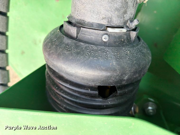 image for item DV8523 2019 John Deere M15 batwing rotary mower