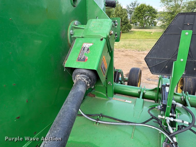 image for item DV8523 2019 John Deere M15 batwing rotary mower