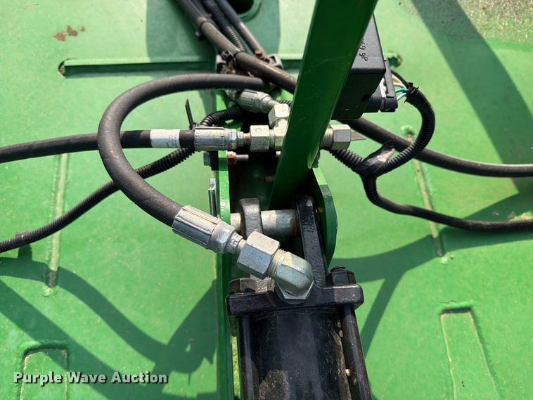 image for item DV8523 2019 John Deere M15 batwing rotary mower