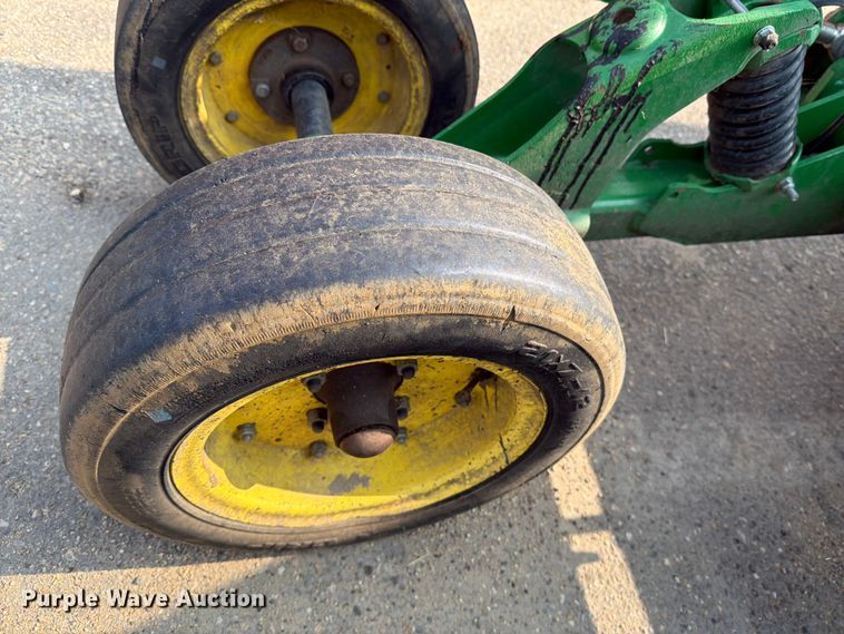 image for item DV8523 2019 John Deere M15 batwing rotary mower