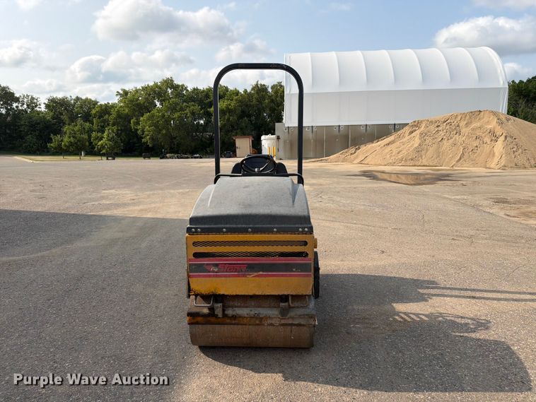 image for item DV8524 Stone WP3100R double drum vibratory roller