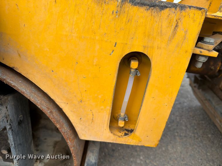 image for item DV8524 Stone WP3100R double drum vibratory roller