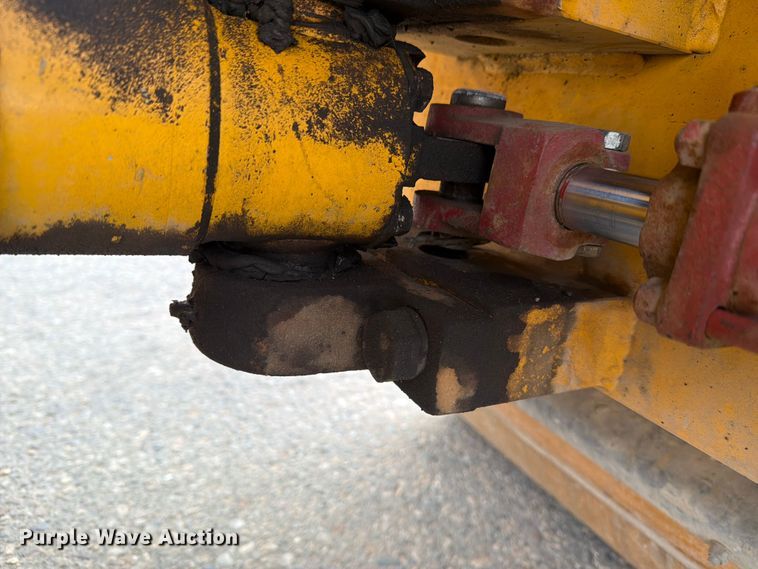 image for item DV8524 Stone WP3100R double drum vibratory roller
