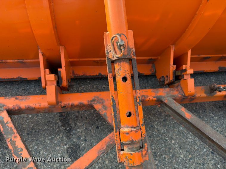 image for item DV8525 2013 International Workstar 7600 dump truck