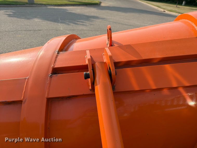 image for item DV8525 2013 International Workstar 7600 dump truck