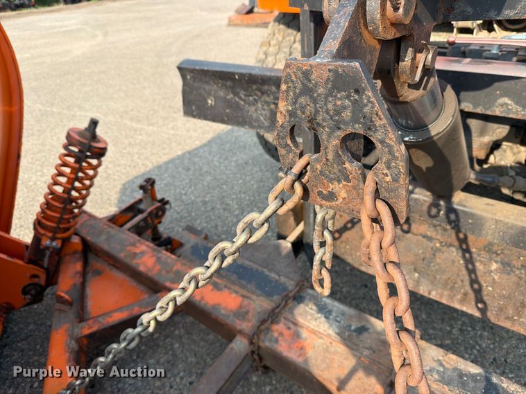 image for item DV8525 2013 International Workstar 7600 dump truck