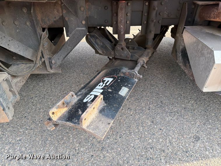 image for item DV8525 2013 International Workstar 7600 dump truck