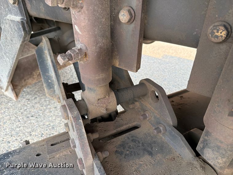 image for item DV8525 2013 International Workstar 7600 dump truck