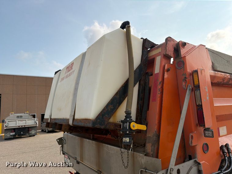 image for item DV8525 2013 International Workstar 7600 dump truck