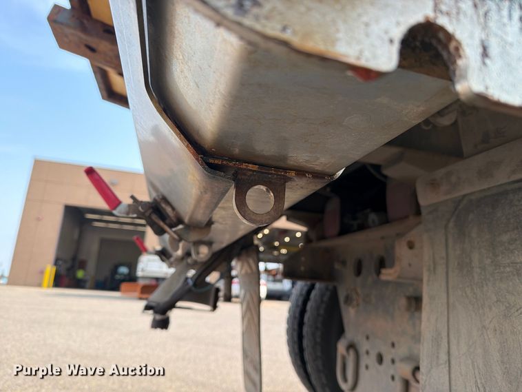 image for item DV8525 2013 International Workstar 7600 dump truck